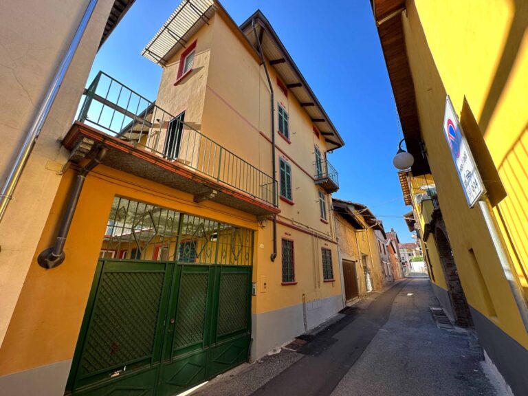 casa trifamigliare ponderano agenzia immobiliare abita